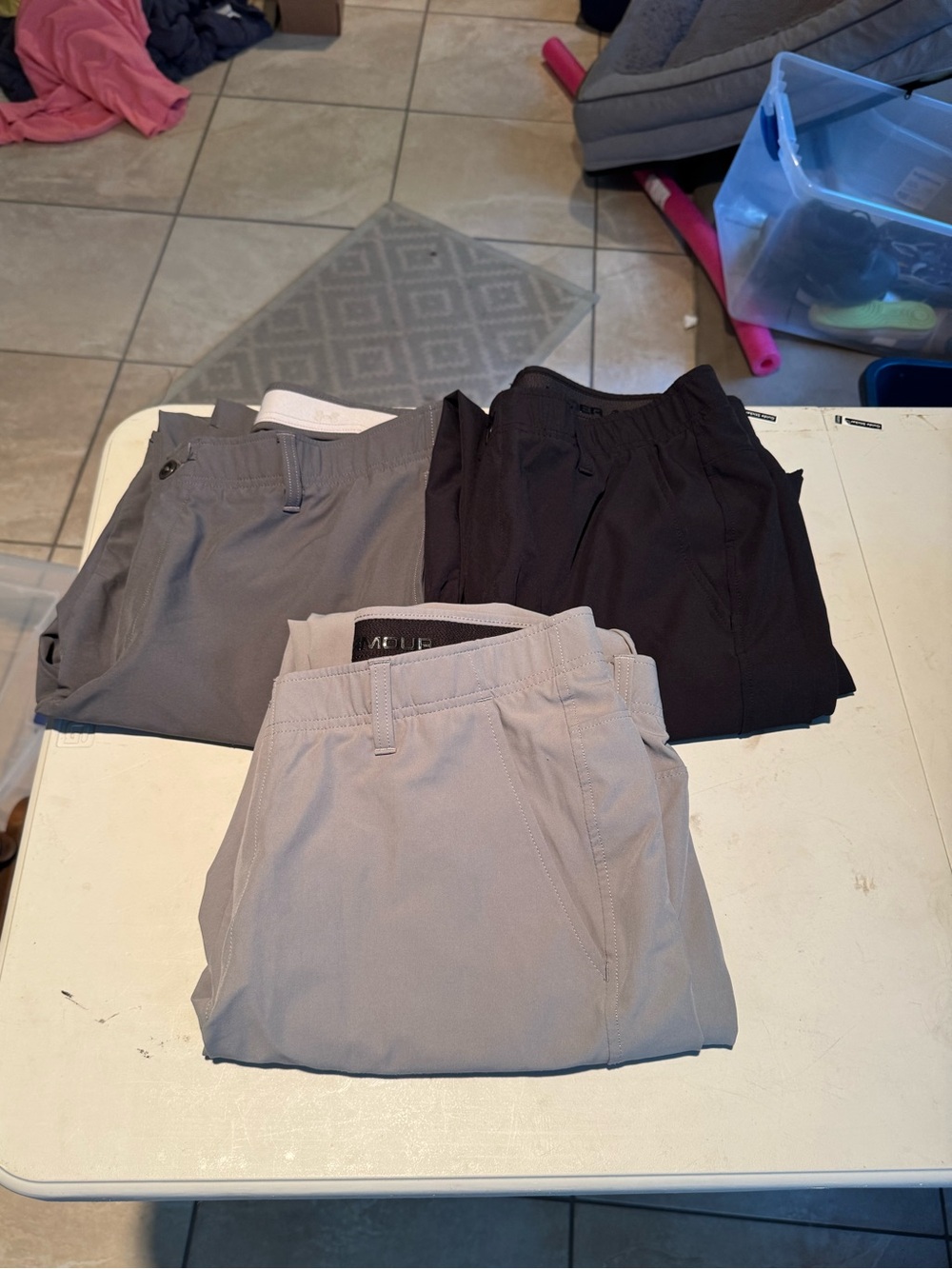 Set of 3 men’s Under Armour golf pants